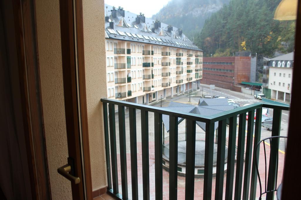 Vivienda Turística Pirineos XXI Canfranc Quarto foto